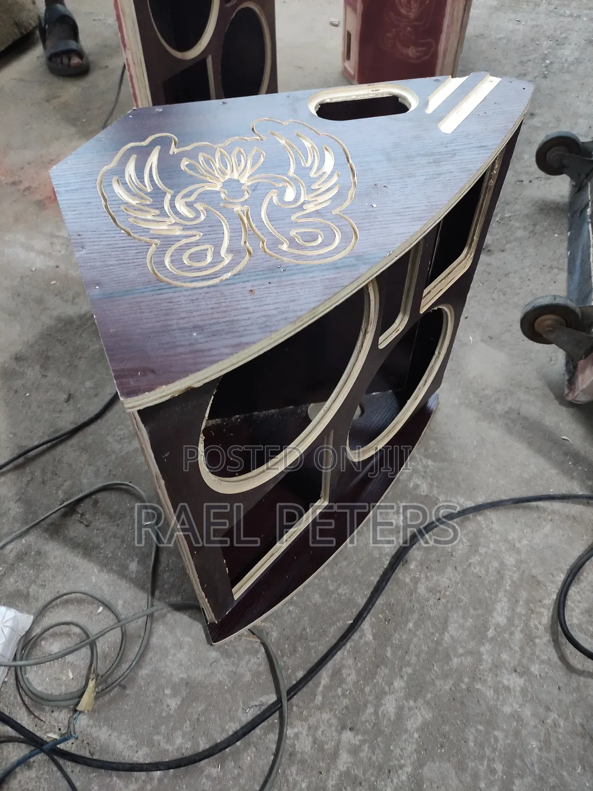 We Build State of the Art Loudspeakers