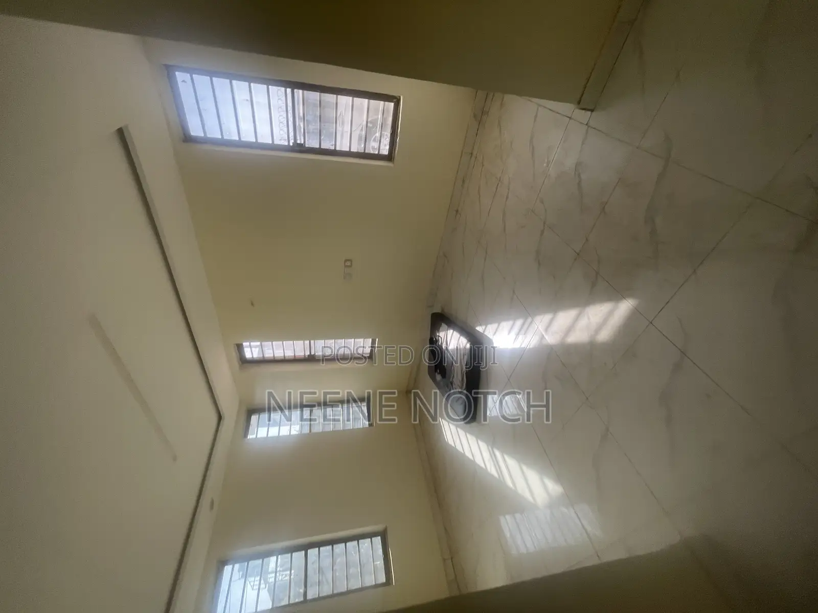 3bdrm Block of Flats in Devin Street, Guzape District for rent