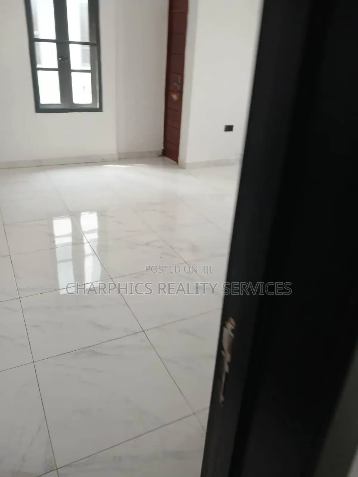 4bdrm Duplex in Adeniyi Jones for rent