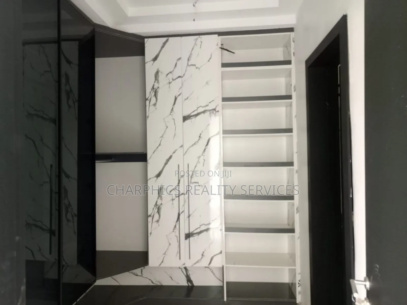 4bdrm Duplex in Adeniyi Jones for rent