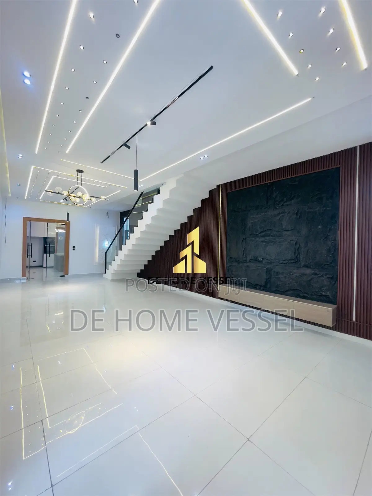 5bdrm Duplex in Lekki for sale