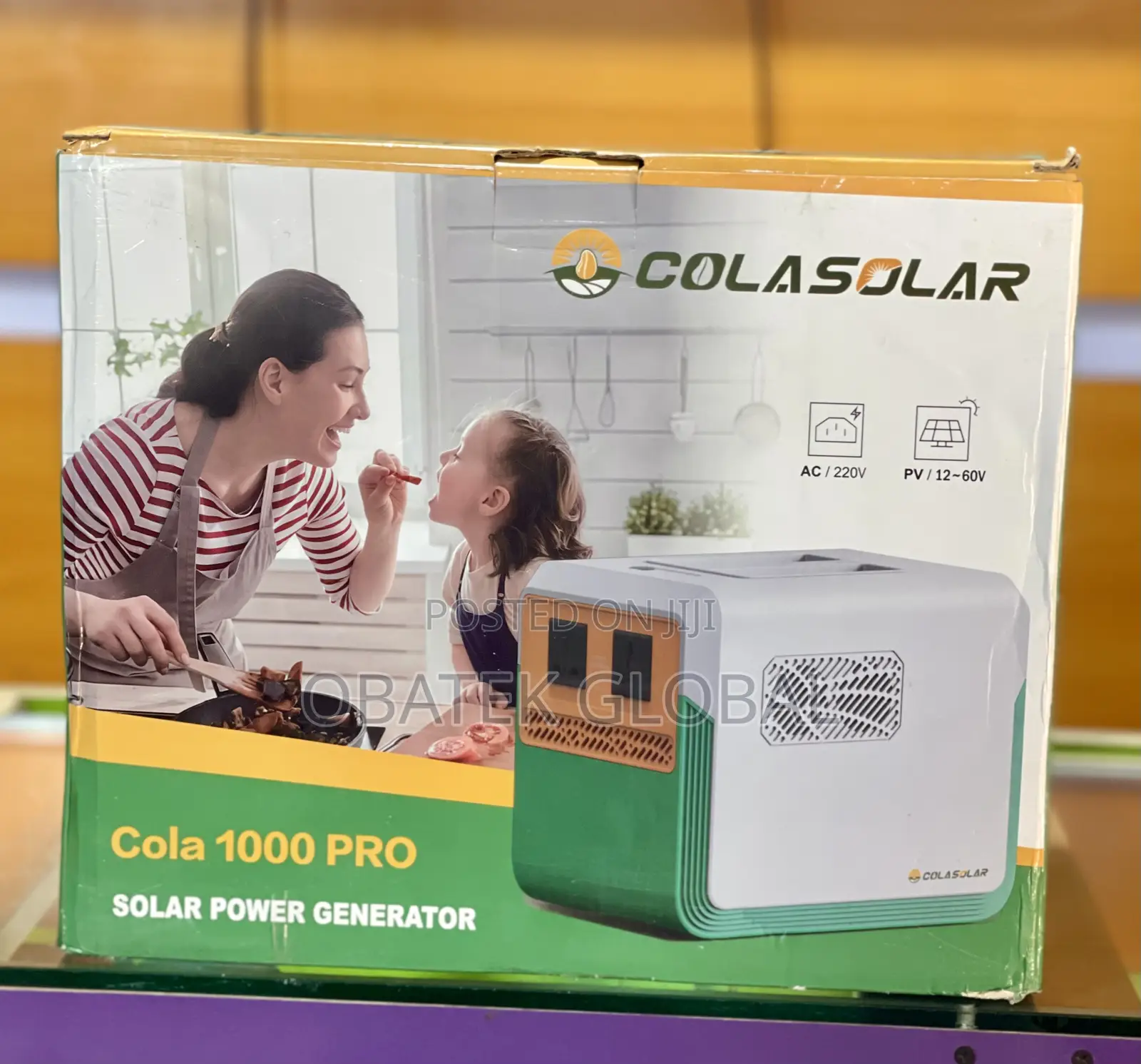 Cola 1000 Pro Solar Generator