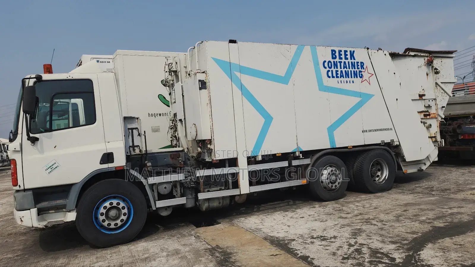 Super Clean Foreign Used Daf 75 Cf Garbage Compactor Truck
