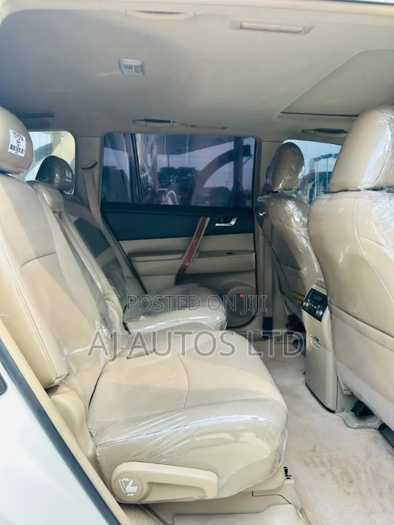 Toyota Highlander 2010 White