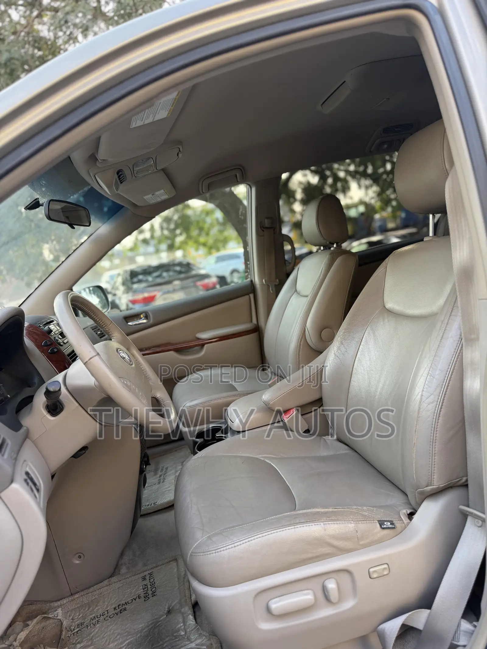 Toyota Sienna XLE 2005 Gold