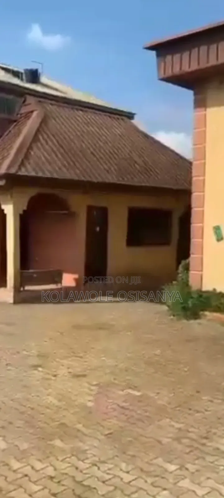 A Functional Hall In A Nice Area
