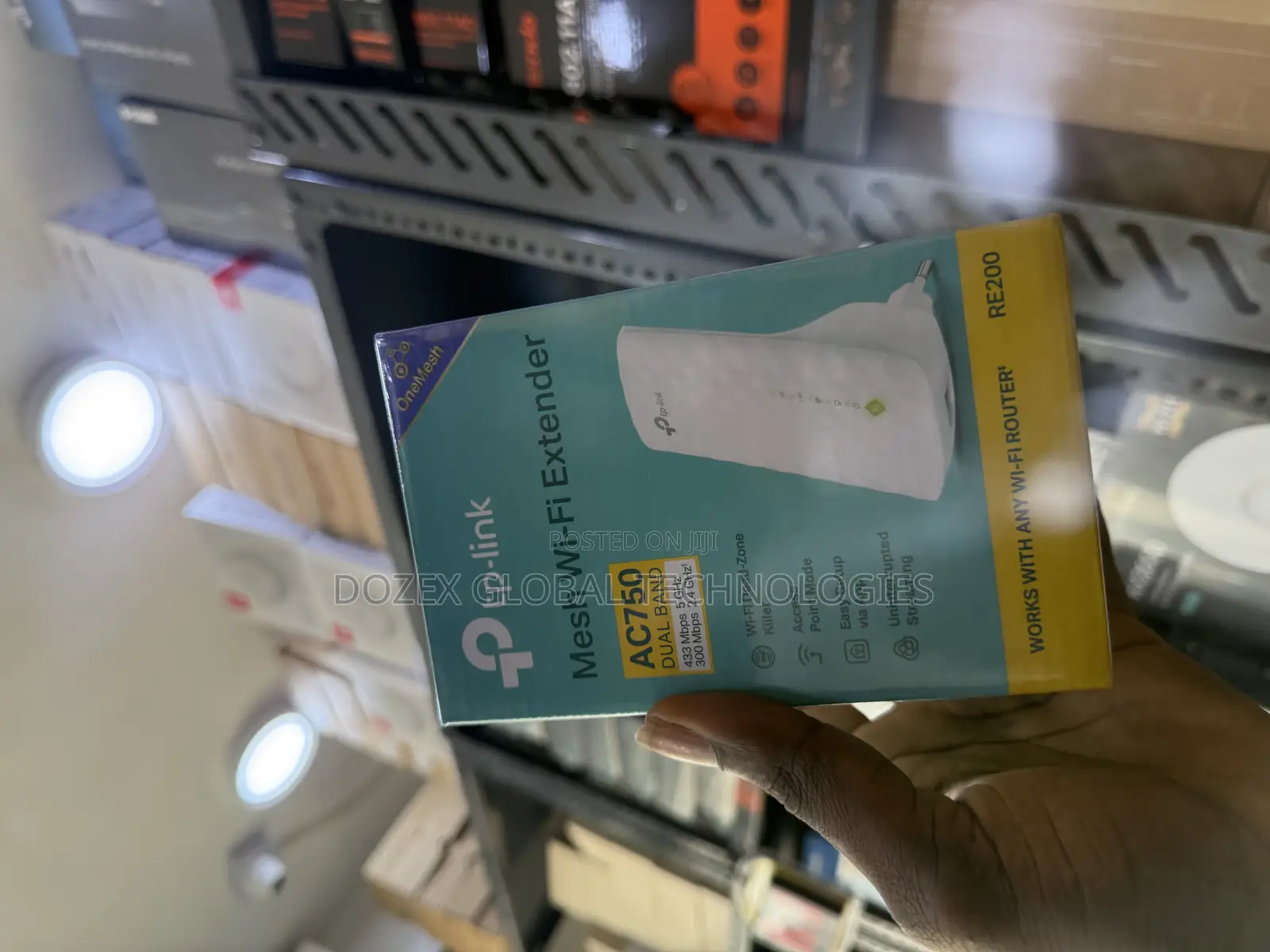 Re200 Dual Band Wifi Extender