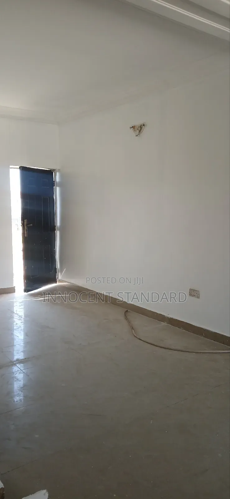 2bdrm Block of Flats in Fo1, Kubwa for rent