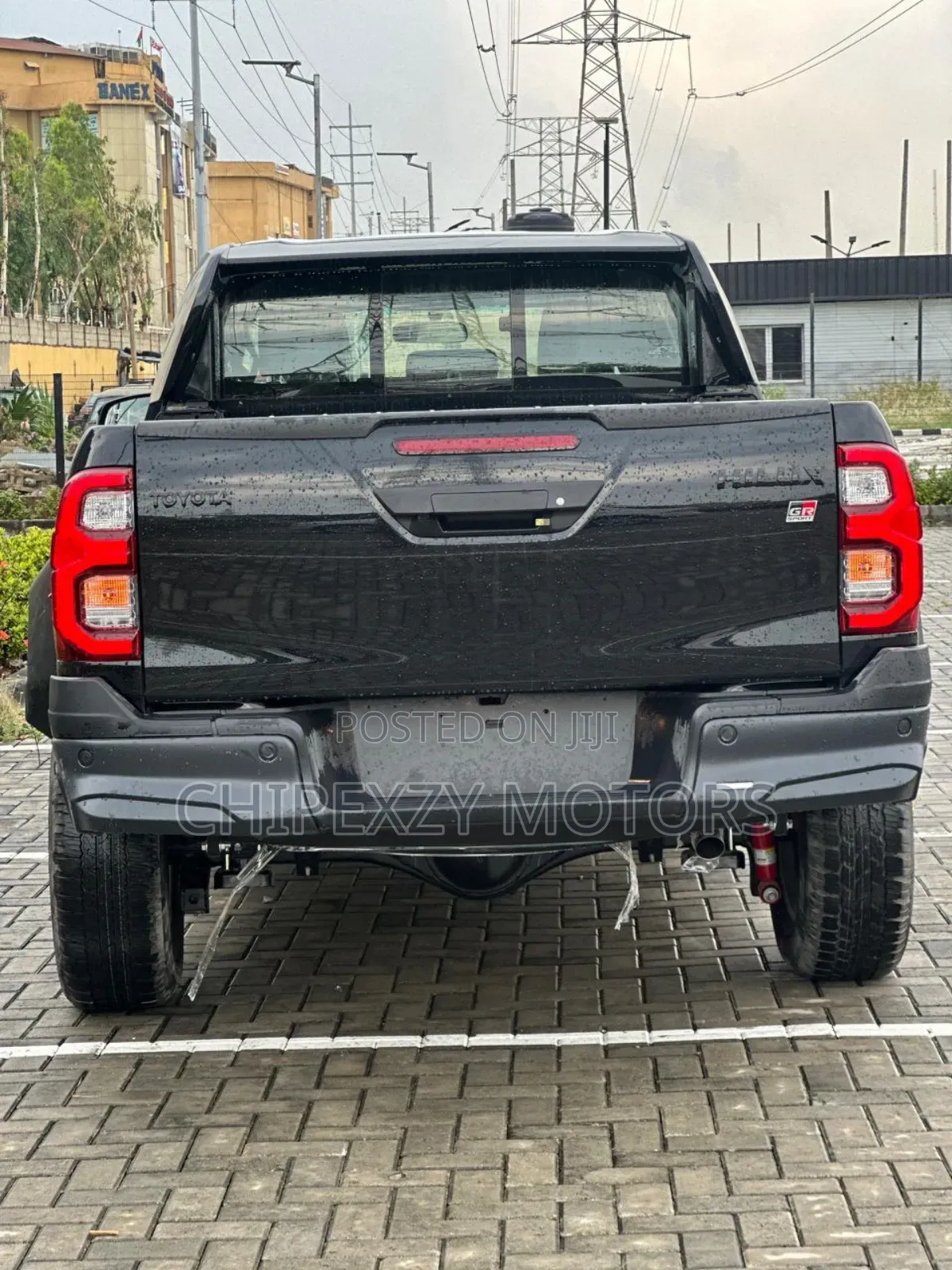 New Toyota Hilux 2025 Black