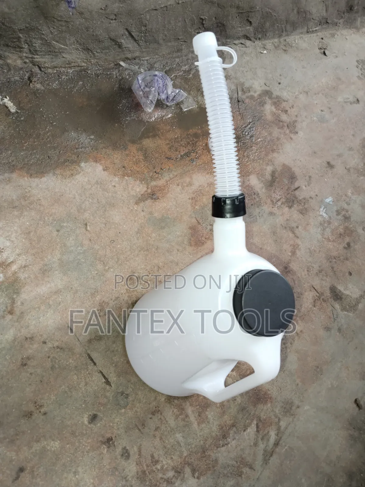 3 L Measuring Jug.