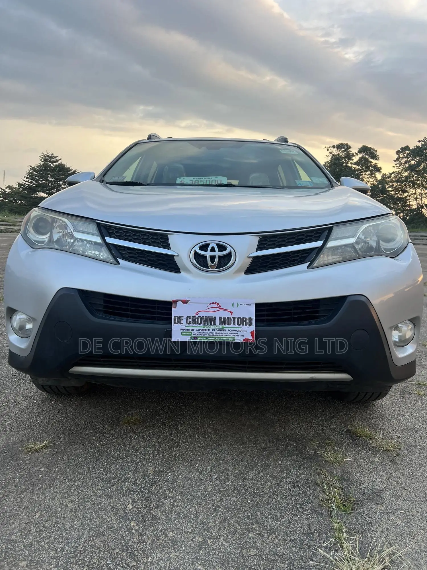 Toyota RAV4 Limited 4dr SUV AWD (2.5L 4cyl 6A) 2014 Silver