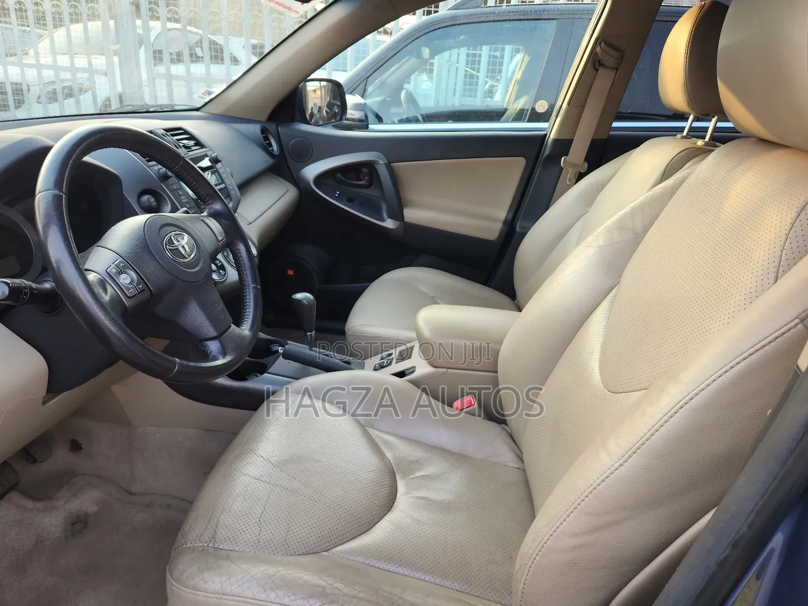 Toyota RAV4 Limited 2011 Blue