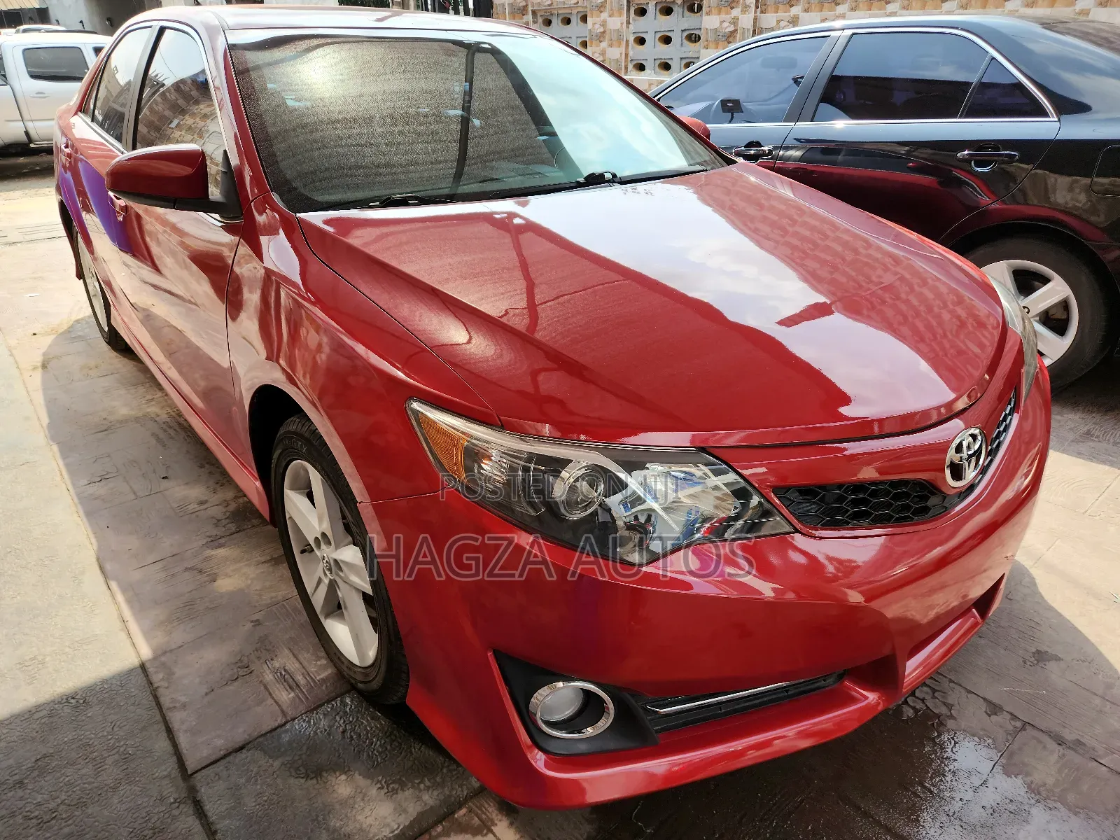 Toyota Camry SE 4dr Sedan (2.5L 4cyl 6A) 2013 Red