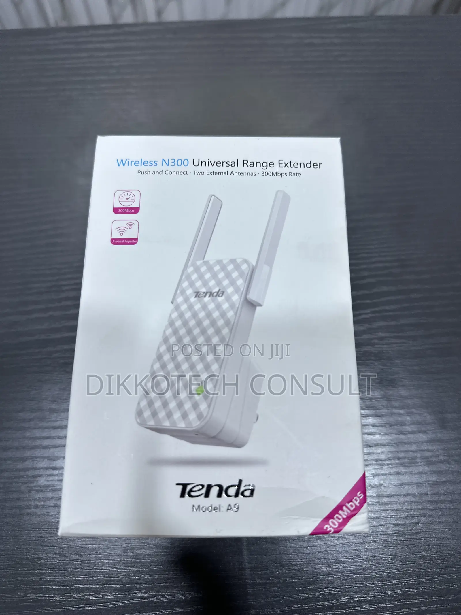 Tenda A9 Wi-Fi Range Extender (N300)
