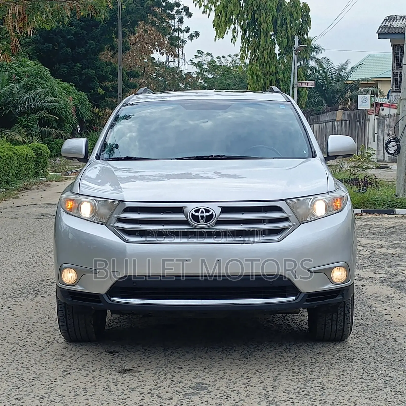 Toyota Highlander Limited 3.5l 4WD 2013 Silver