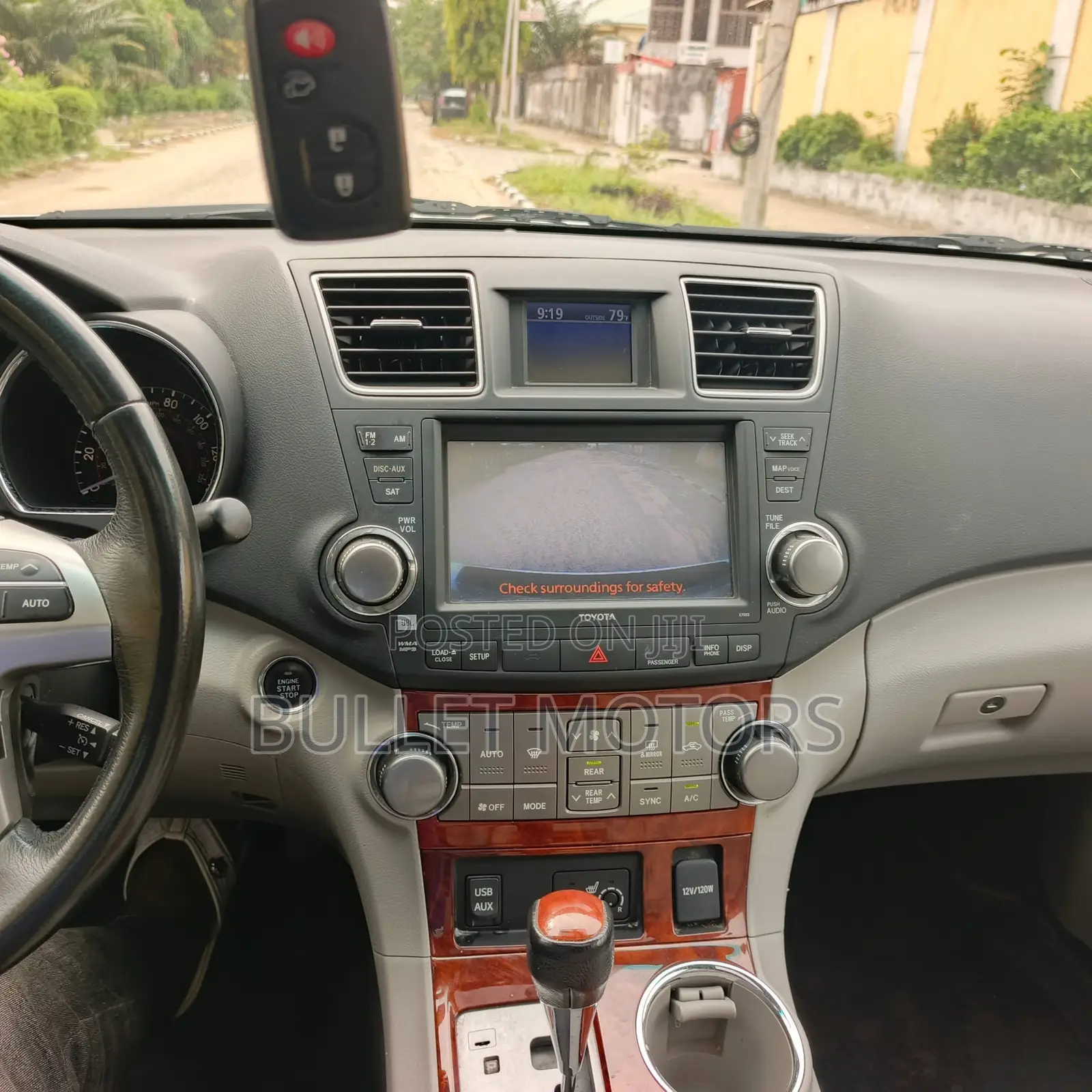 Toyota Highlander Limited 3.5l 4WD 2013 Silver