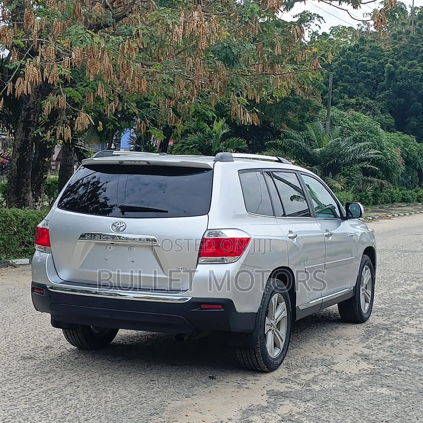Toyota Highlander Limited 3.5l 4WD 2013 Silver