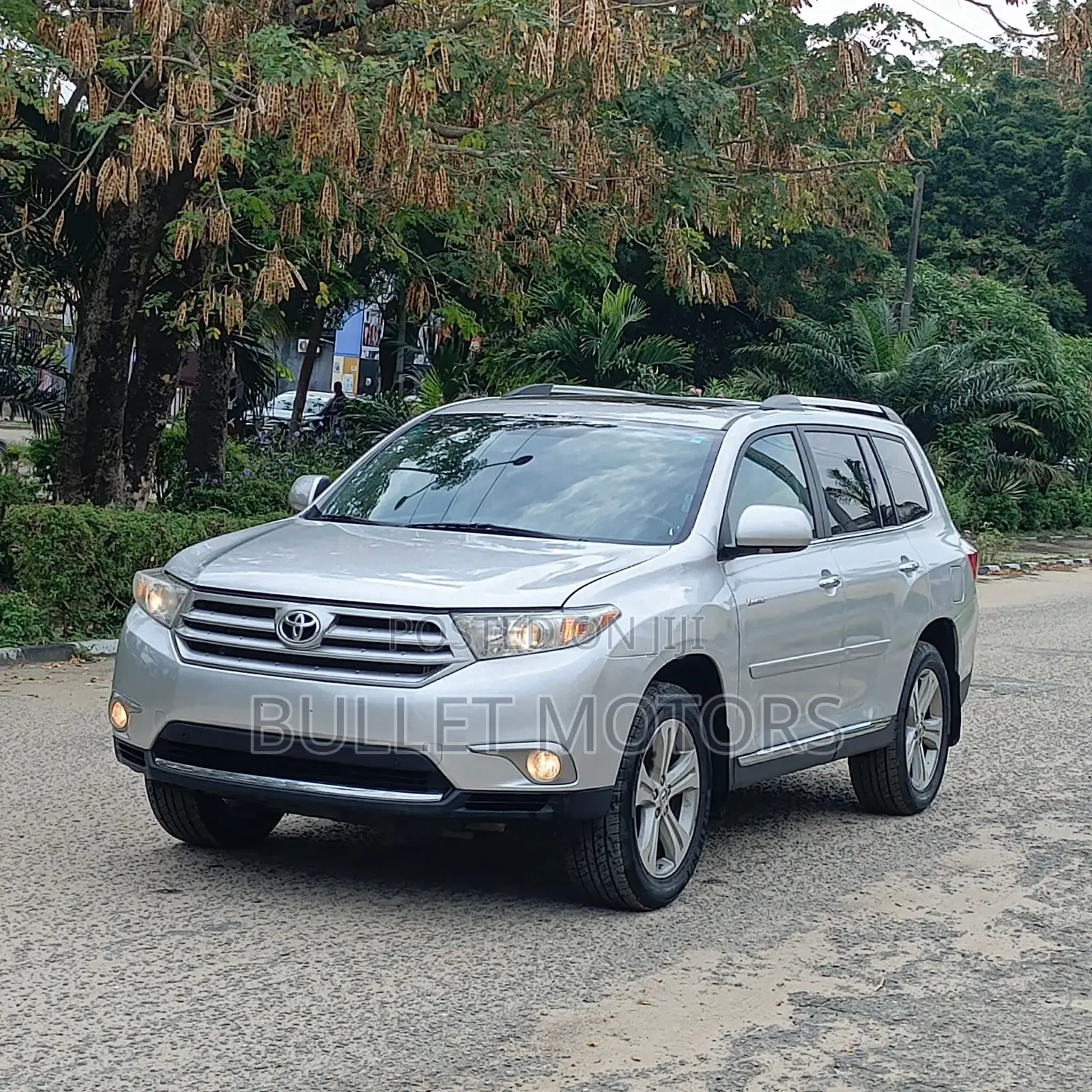 Toyota Highlander Limited 3.5l 4WD 2013 Silver