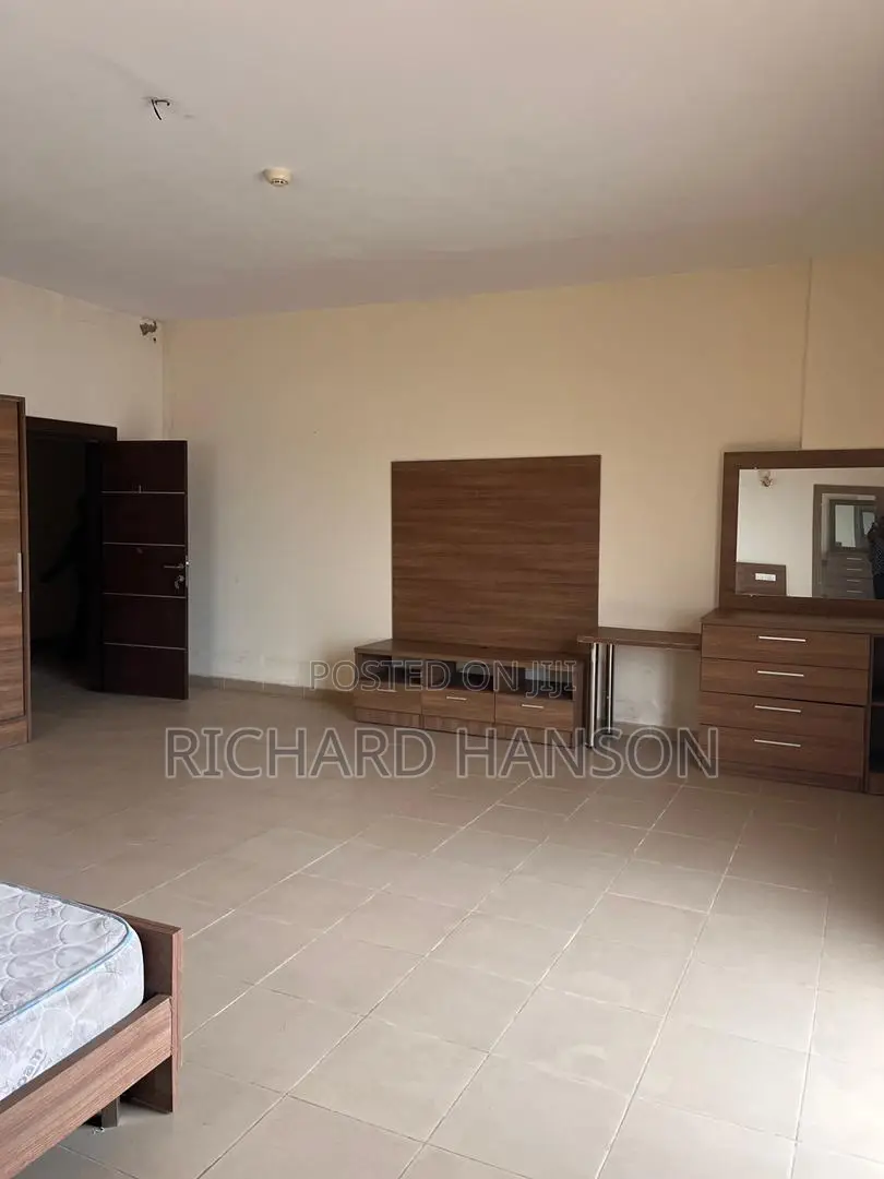 3bdrm Apartment in Victoria Island Extension for rent