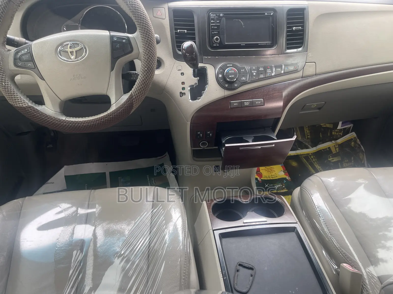 Toyota Sienna XLE 7 Passenger Mobility 2012 Red
