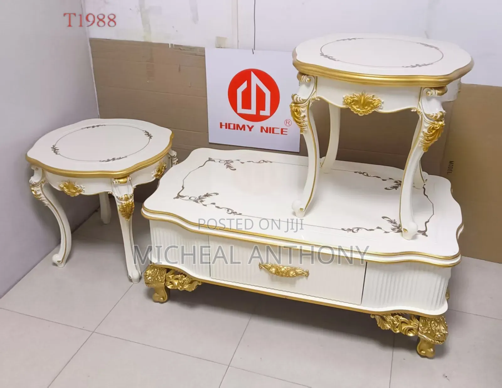 Executive Roya Design Centre Table With Two Side Stools