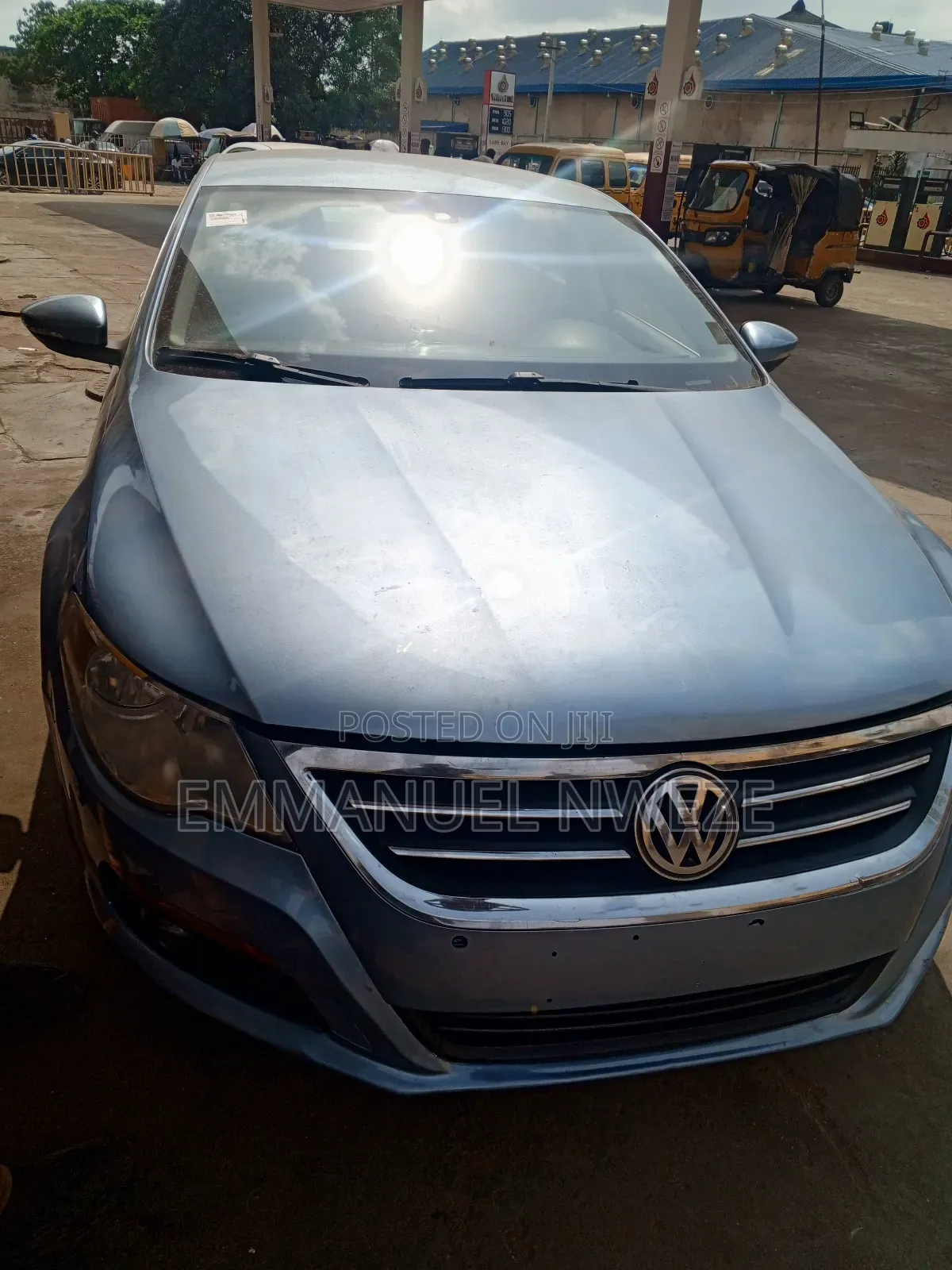 Volkswagen Passat 2.0 SULEV Sedan 2011