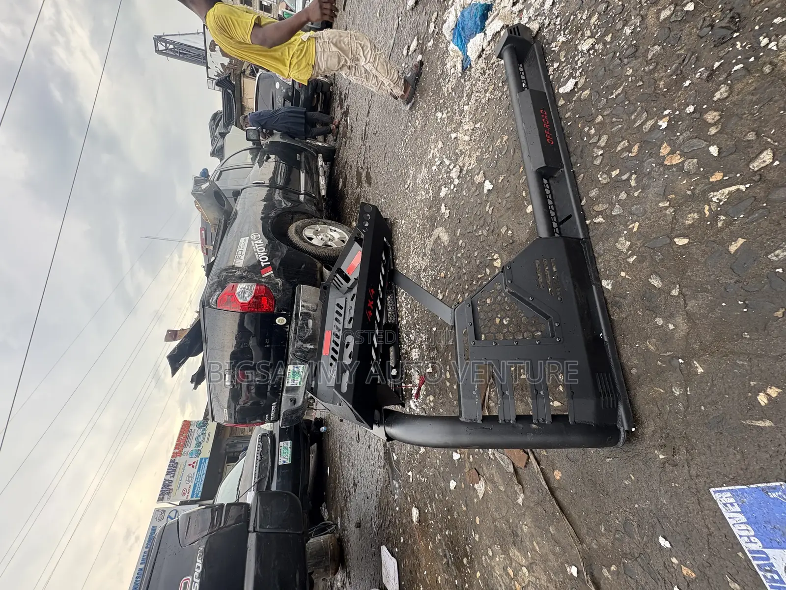Tacoma, Hilux and Tundra Booth / Boot Iron Spoiler