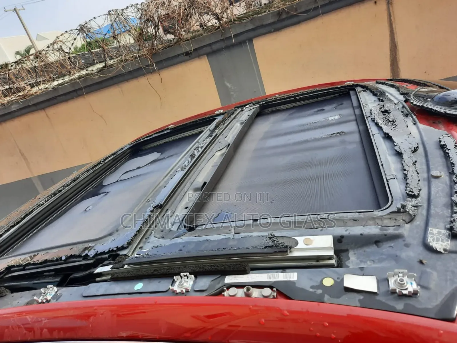 C300 2009 Panoramic Roof Glass Available