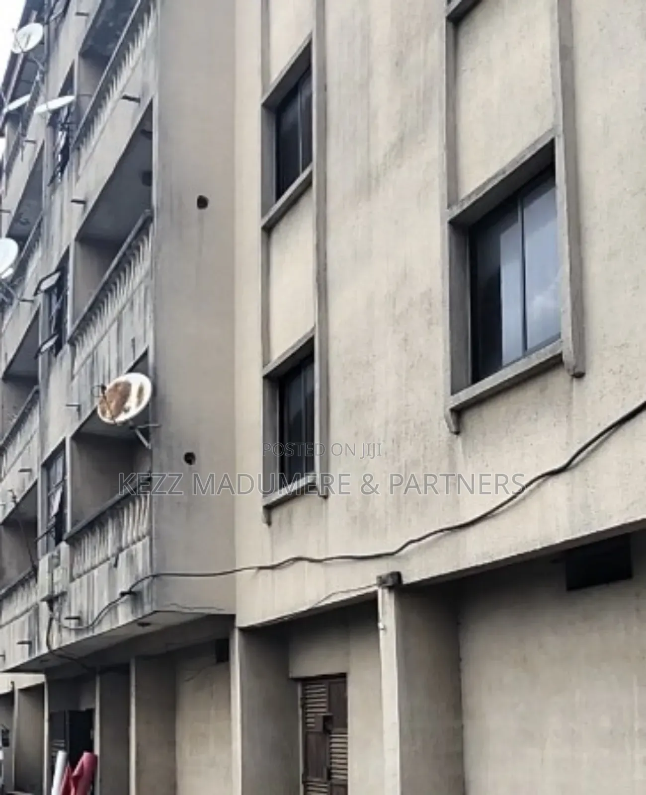 8bdrm Block of Flats in Imo Avenue Ext, Aba, Port-Harcourt for sale