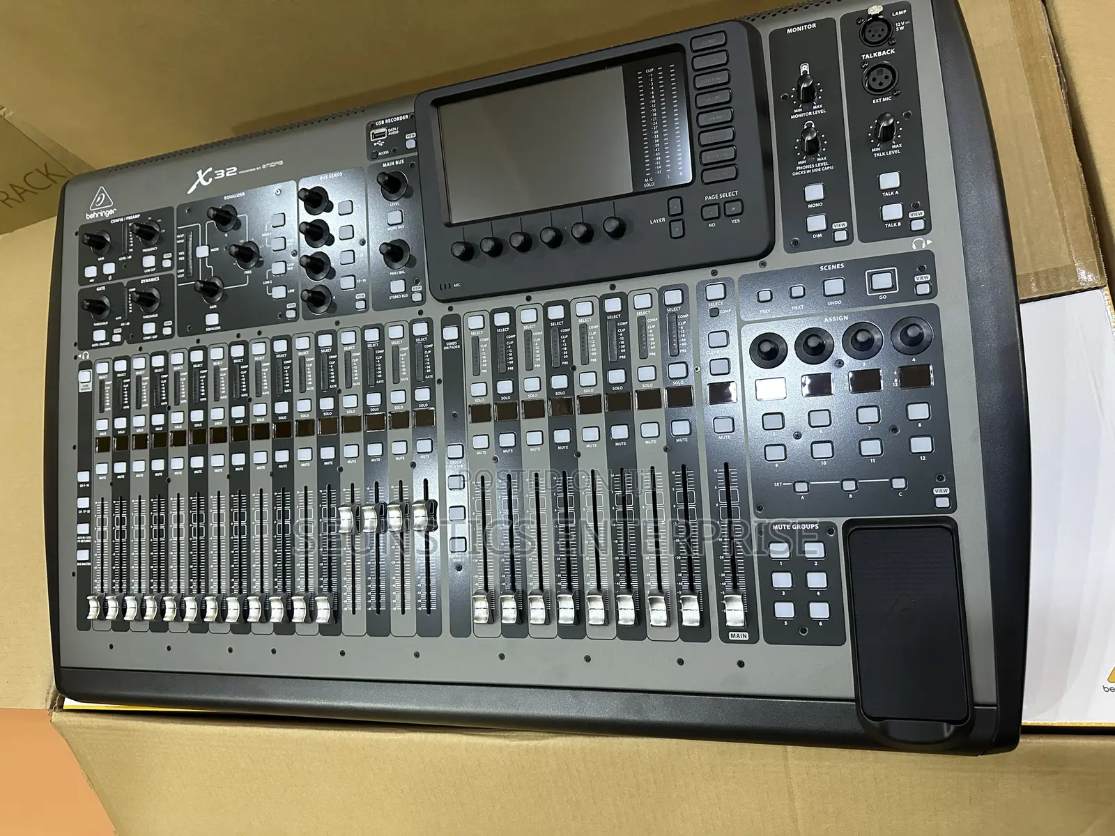 Quality Behringer X32 Audio Digital Music Mixer
