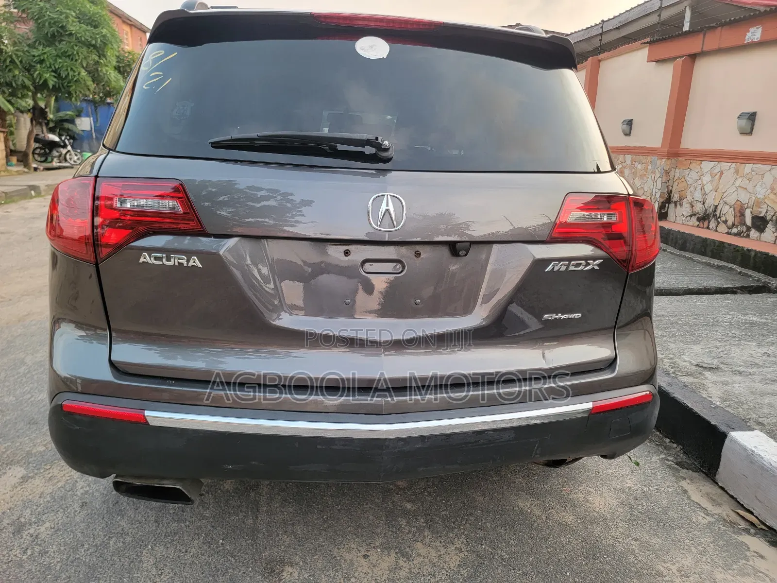 Acura MDX SUV 4dr AWD (3.7L 6cyl 6A) 2011 Gray