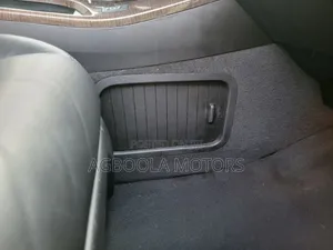 Acura MDX SUV 4dr AWD (3.7L 6cyl 6A) 2011 Gray