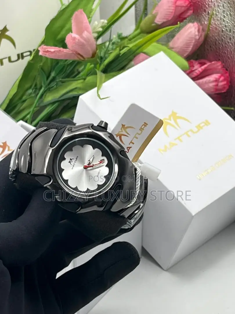 Matturi Quality Men Chain Strap Wristwatch