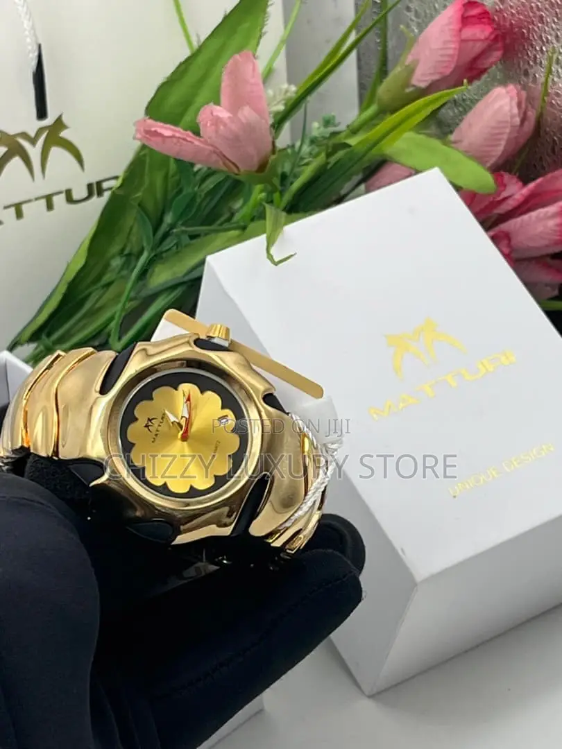 Matturi Quality Men Chain Strap Wristwatch