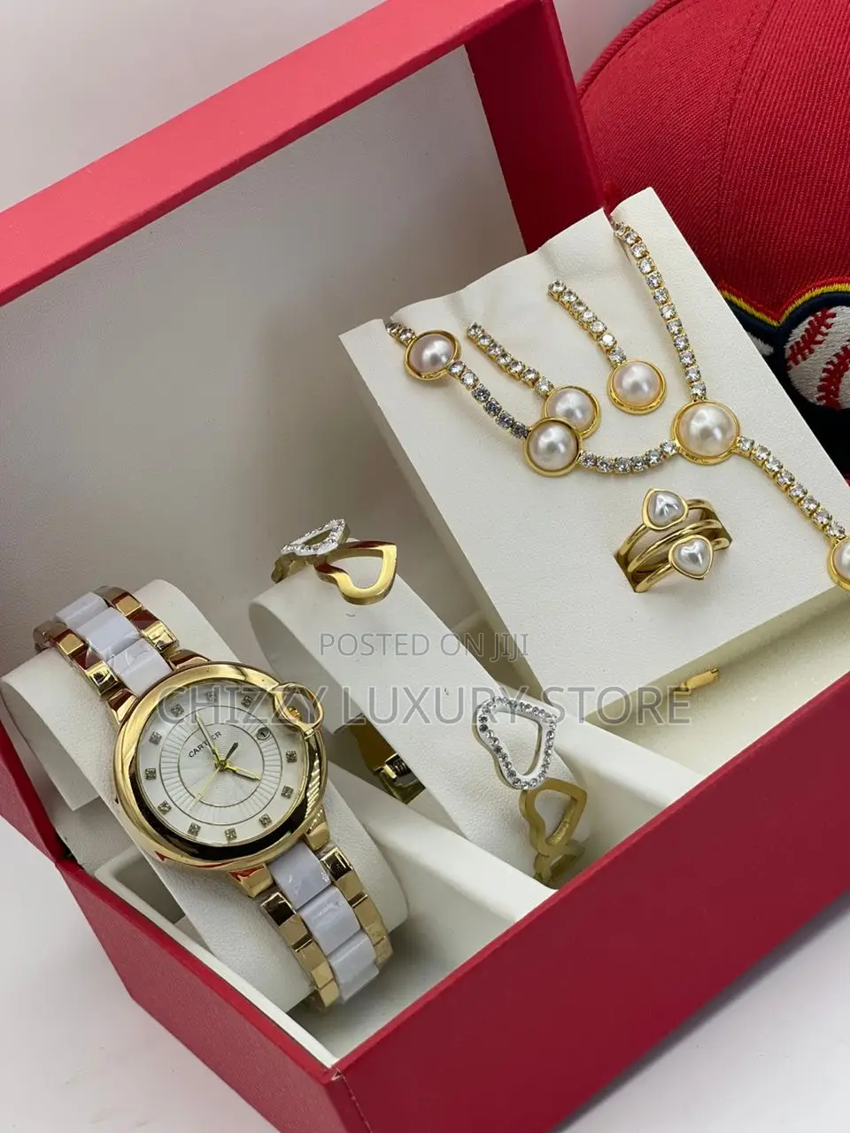 Cartier Quality Ladies Chain Strap Wristwatch
