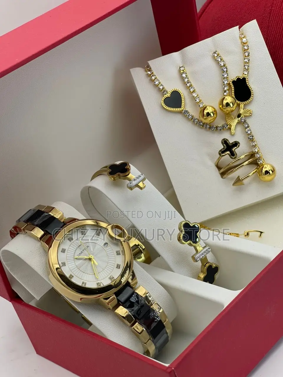 Cartier Quality Ladies Chain Strap Wristwatch