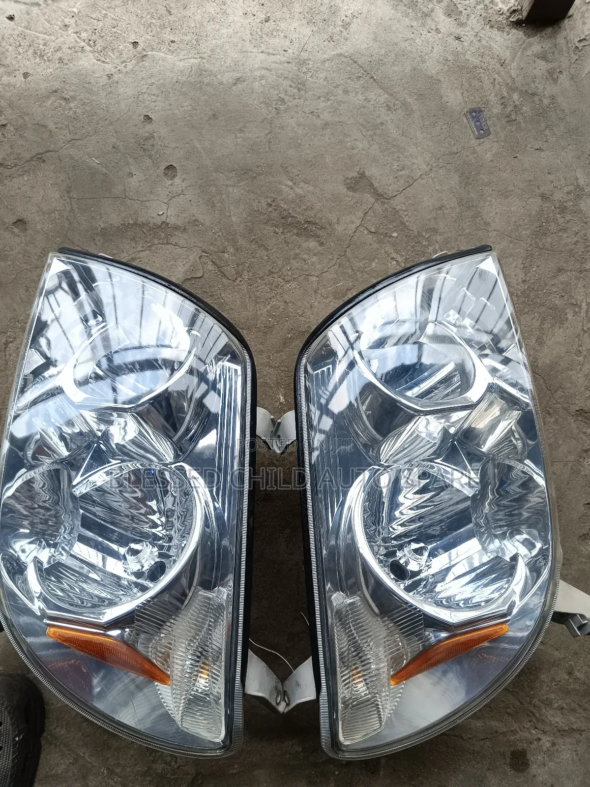 Headlamp Toyota 4runner 2004/2005