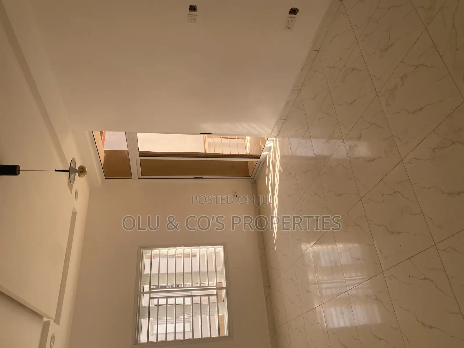 2bdrm Block of Flats in Katampe for rent