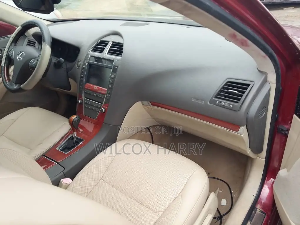 Lexus ES 350 2011 Red