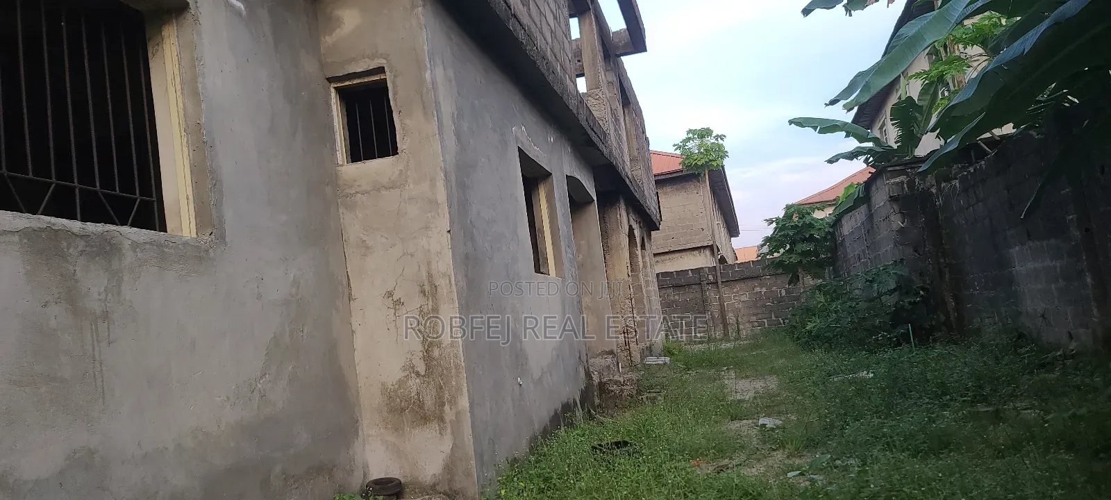 3bdrm Block of Flats in Abijo for sale