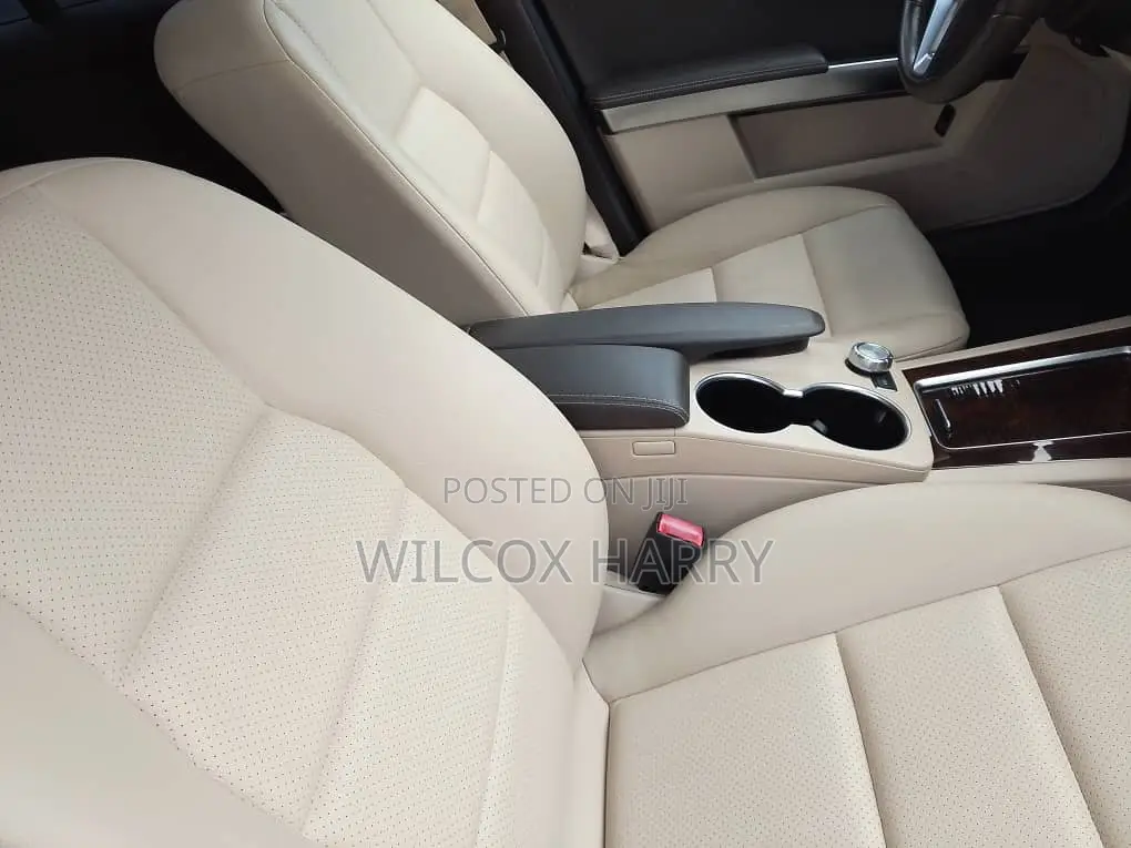Mercedes-Benz GLK-Class Base GLK 250 BlueTEC 4dr AWD 4MATIC (2.1L 4cyl) Blue