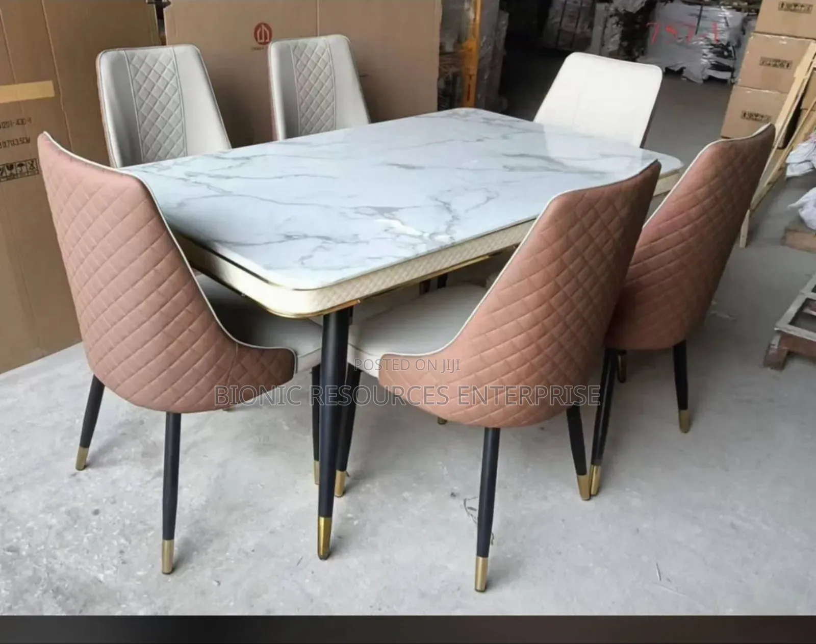 6 Seaters Dining Table Set