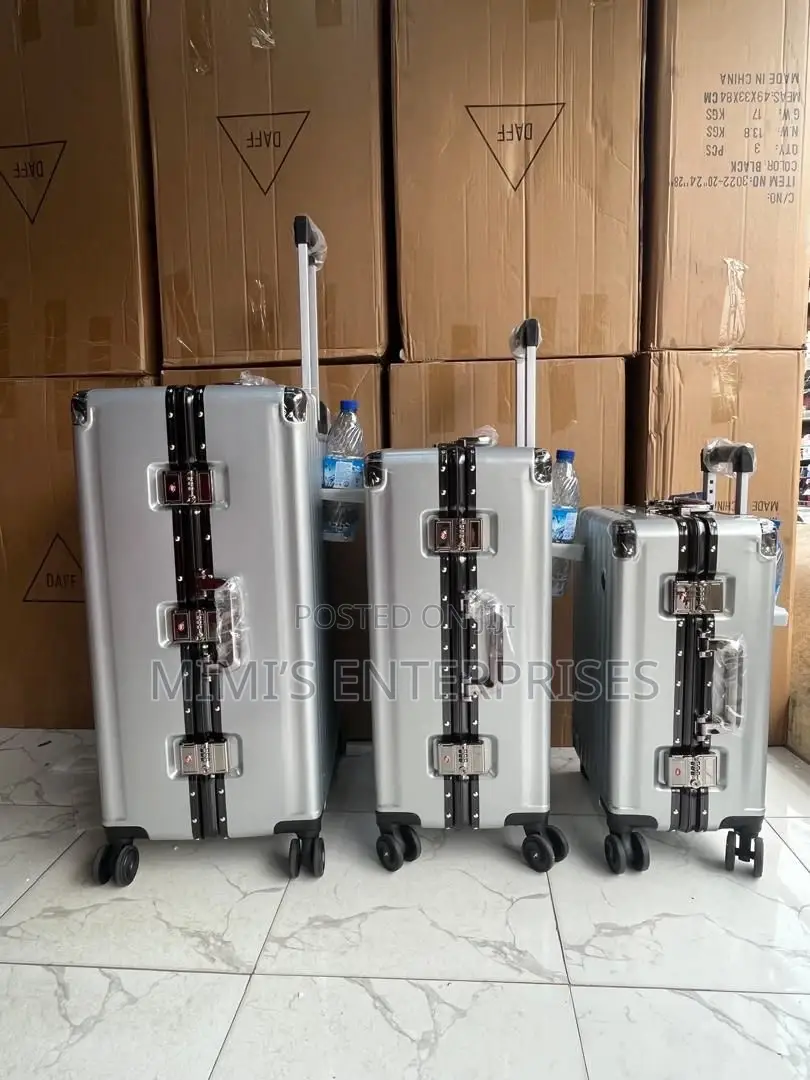 Little Look Big Style With Our Aluminum Luggage Set
