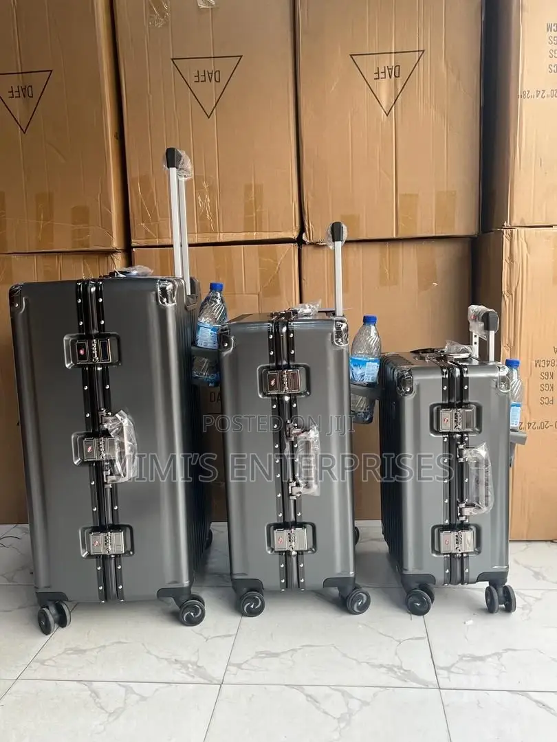 Little Look Big Style With Our Aluminum Luggage Set