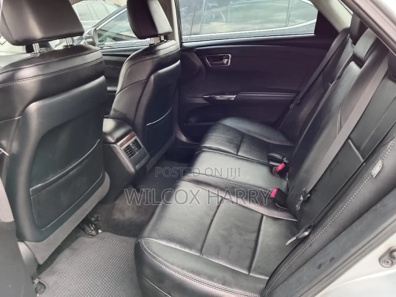 Toyota Avalon XLE Premium 4dr Sedan (3.5L 6cyl 6A) 2015 Silver