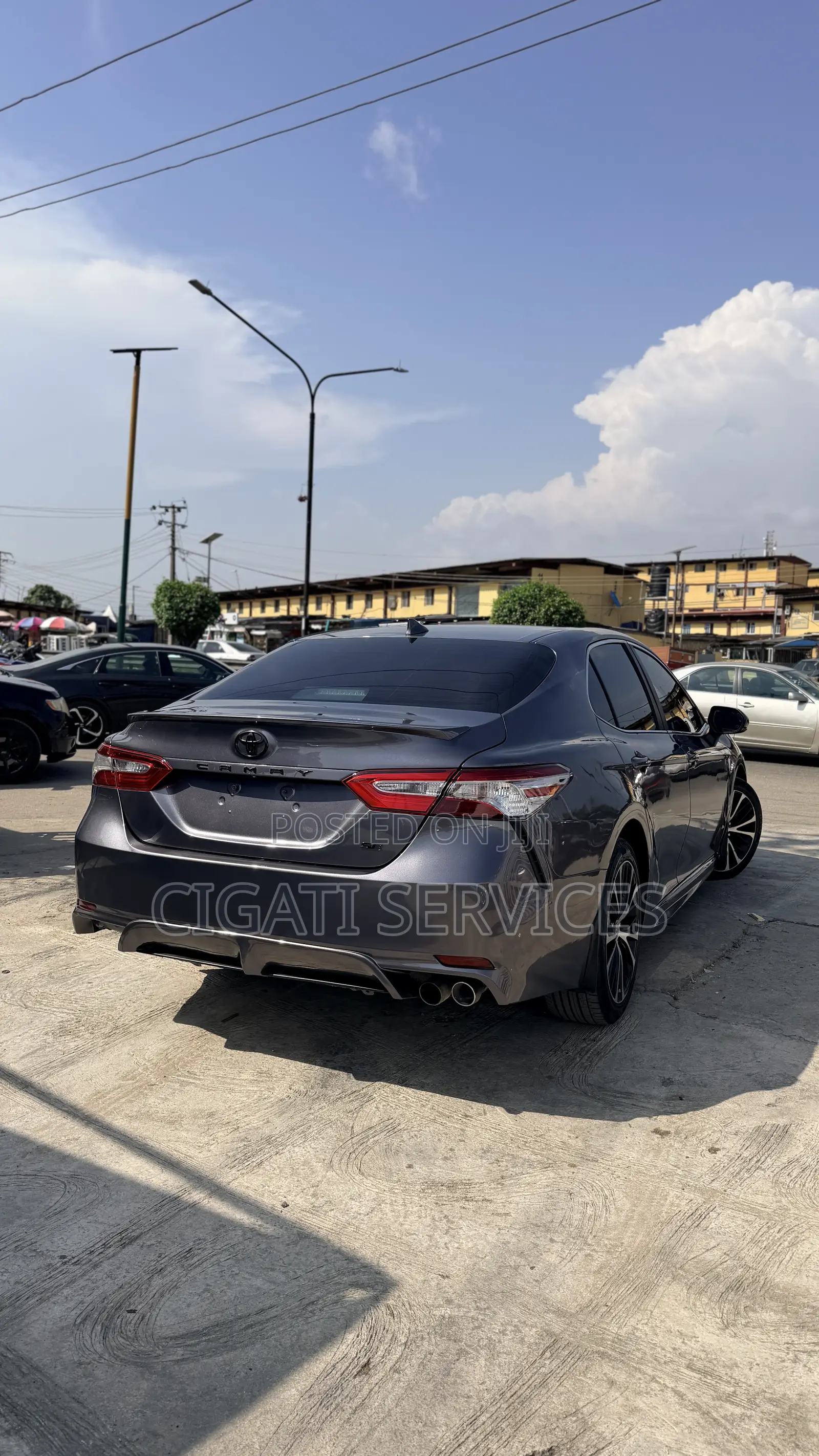 Toyota Camry SE (2.5L 4cyl 8A) 2019 Gray