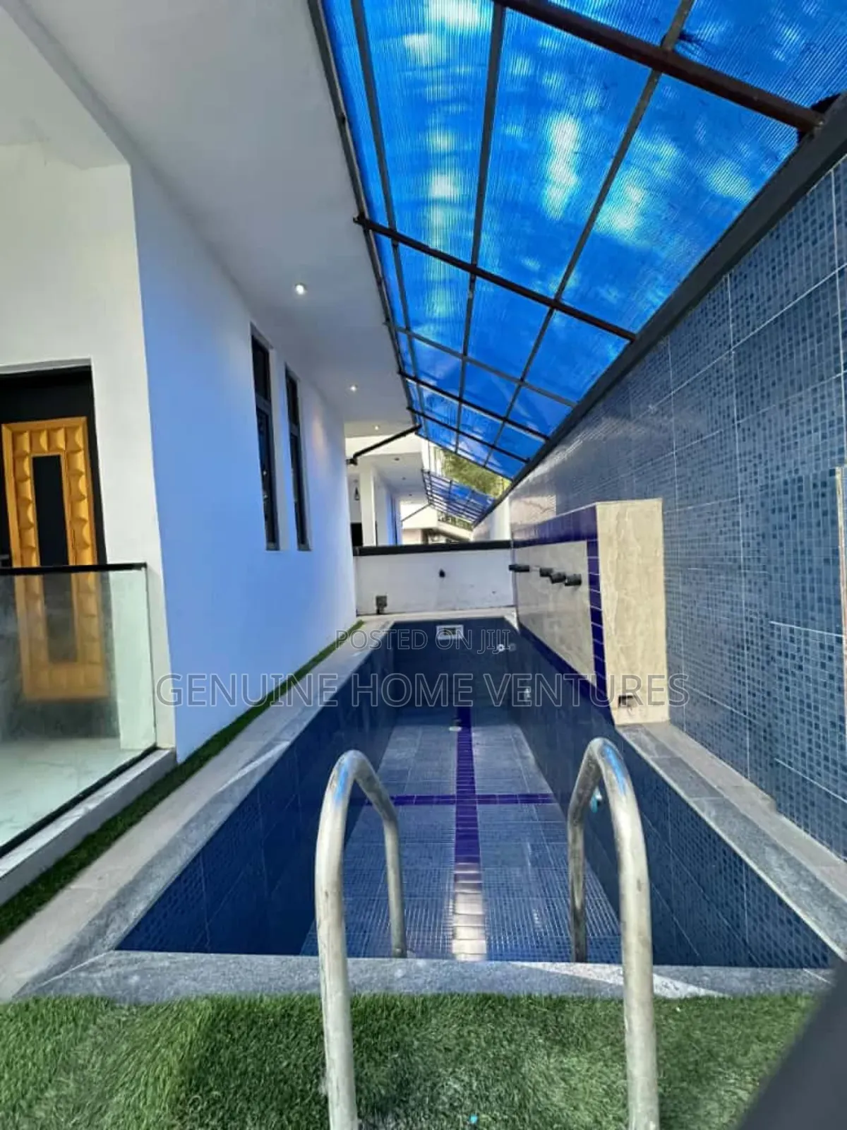 5bdrm Duplex in Lekki County Home, Ikota for sale
