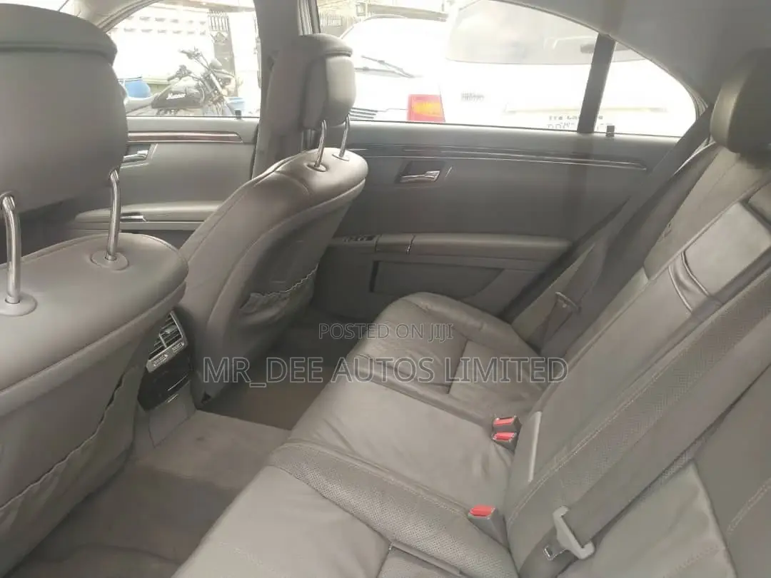 Mercedes-Benz S-Class S 550 2008 Gray
