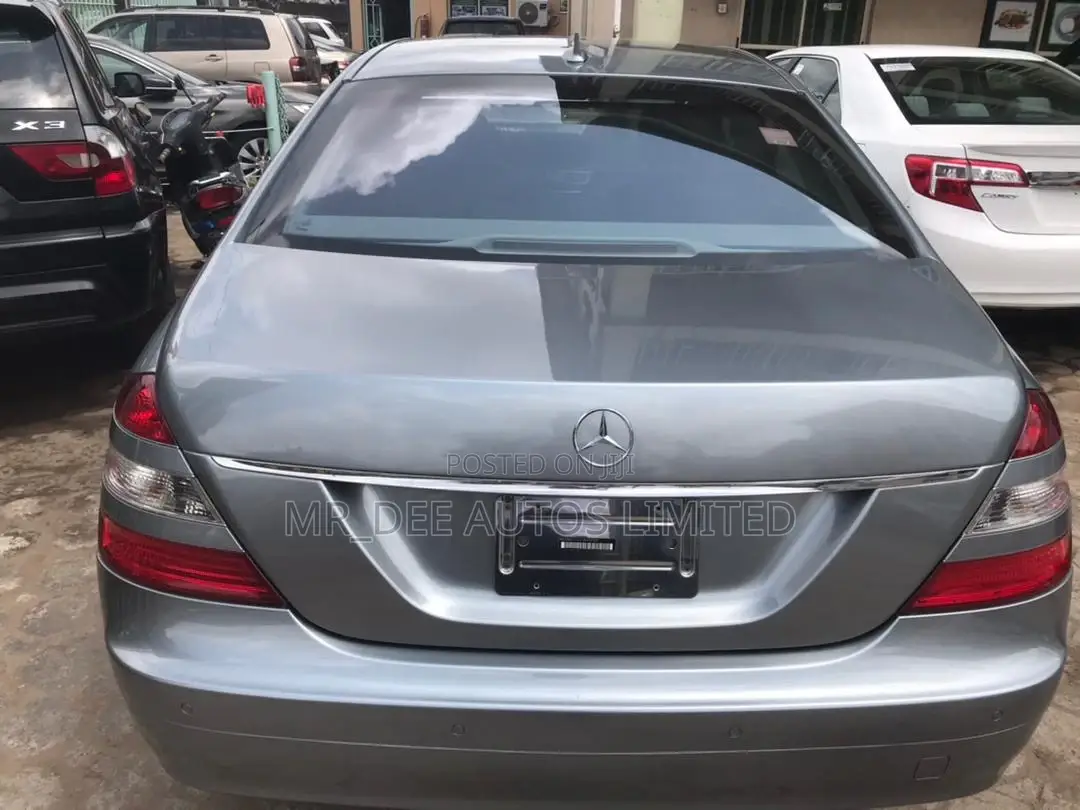 Mercedes-Benz S-Class S 550 2008 Gray