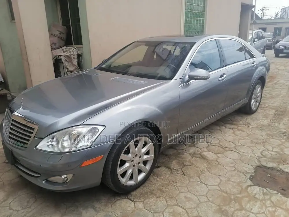 Mercedes-Benz S-Class S 550 2008 Gray